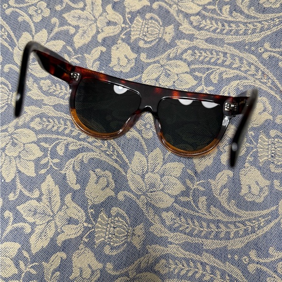 Celine Sunglasses - D Top Oversized Brown Tortoise main image 12